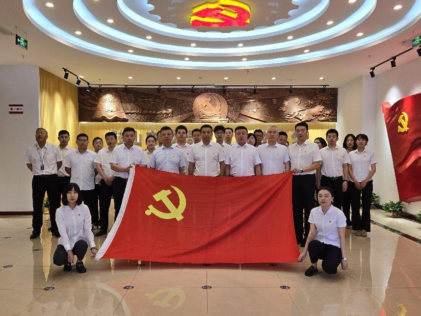 极速电竞比分网纪委组织党员干部参观警示教育馆